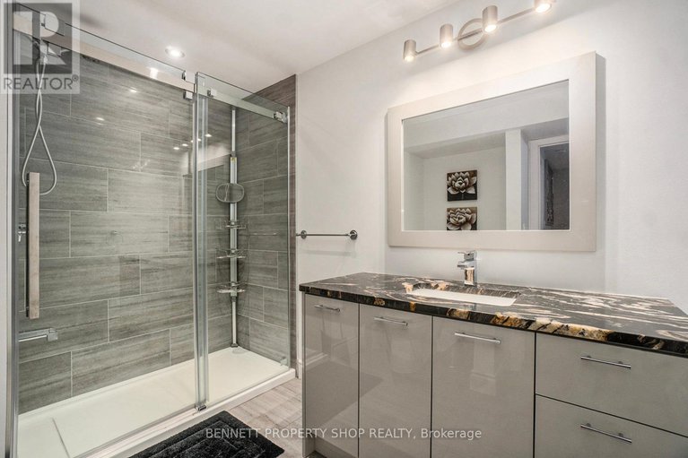 28937759/2253-prospect-avenue/alta-vista/ottawa/ontario/K1H7G2_26