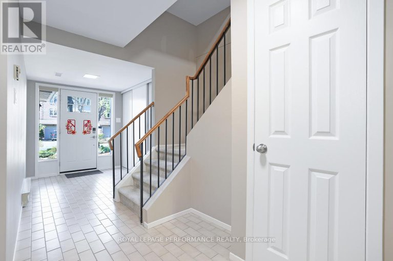 28992584/21-arbordale-crescent/centrepointe/ottawa/ontario/K2G5C7_7