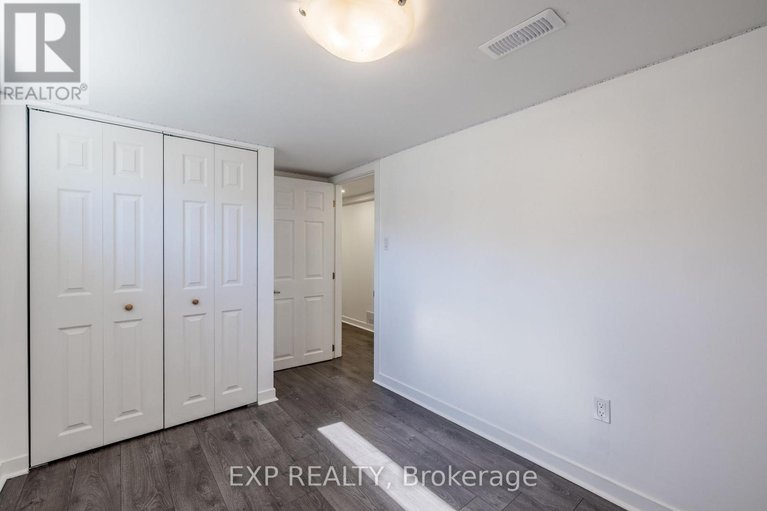 28561738/35-withrow-avenue/meadowlandsst-claire-gardens/ottawa/ontario/K2G2H7_22