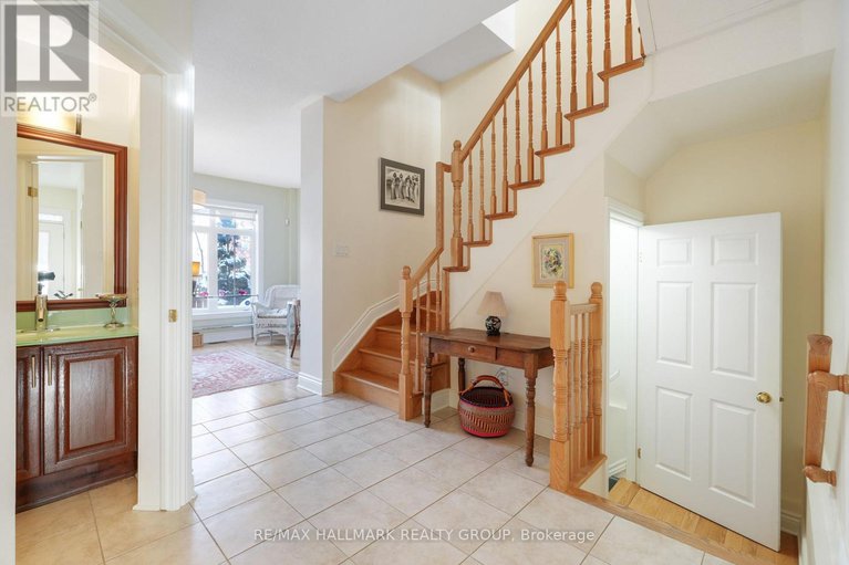 29287336/4-5-harvey-street/ottawa-east/ottawa/ontario/K1S5S5_5