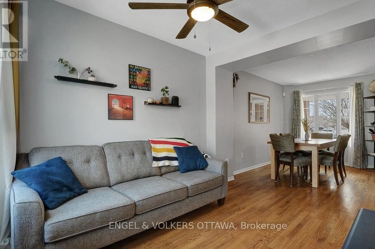 29642313/19-mullcraft-crescent/longfields/ottawa/ontario/K2J4P8_7