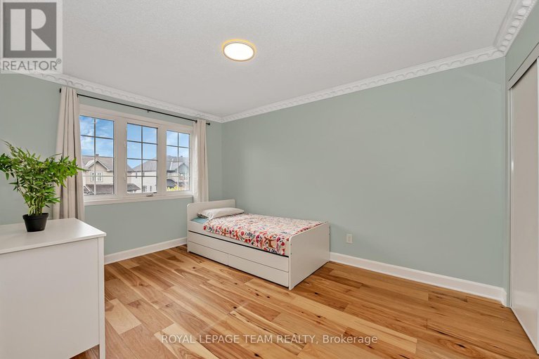 28967262/430-haresfield-court/riverside-southgloucester-glen/ottawa/ontario/K4M0B6_25