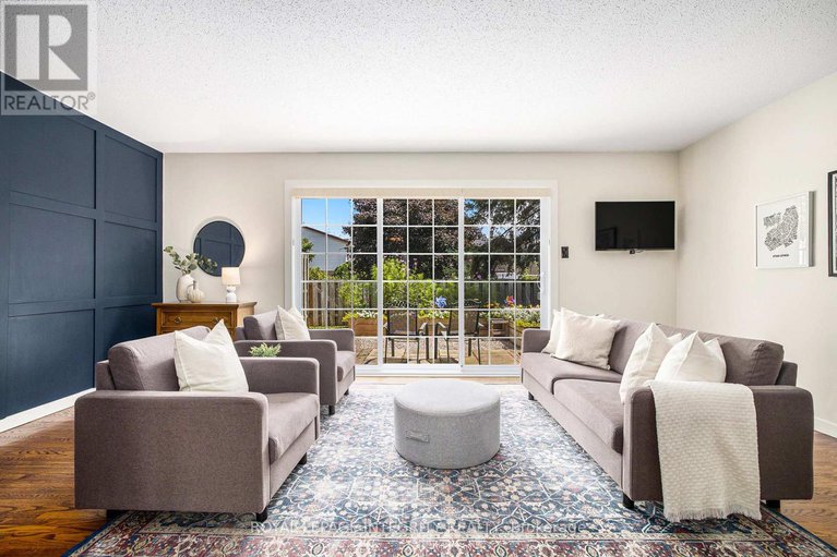 28641296/135-monterey-drive/leslie-park/ottawa/ontario/K2H7A9_5