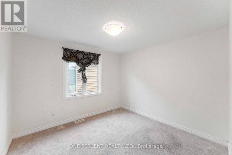 28251725/552-genevriers-street/avalon-west/ottawa/ontario/K4A3W4_31