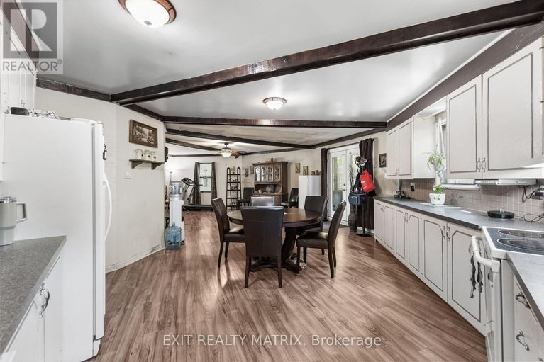 28384633/7962-parkway-road/osgoode-twp-north-of-reg-rd-6/ottawa/ontario/K0A2P0_11
