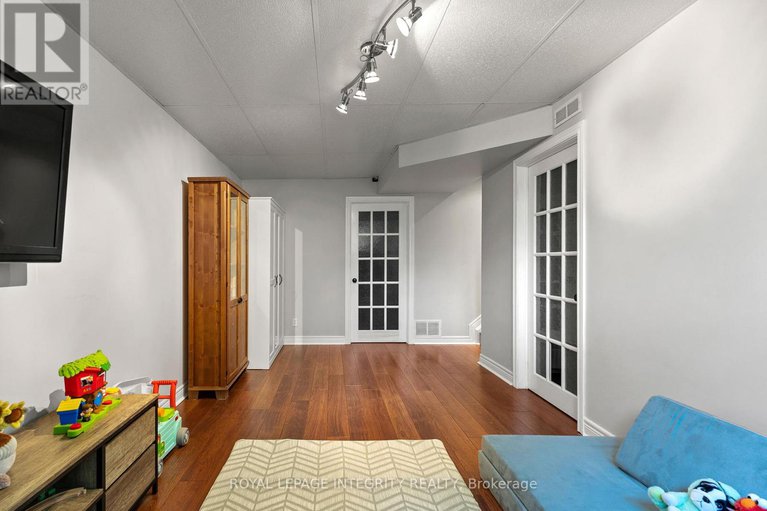28881072/12-sonata-place/riverview-park/ottawa/ontario/K1G6H2_24
