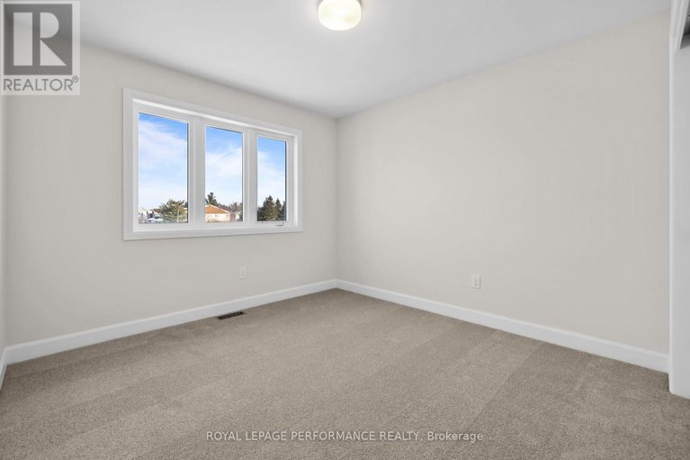 29178346/10-academie-street/embrun/russell/ontario/K0A1W0_19