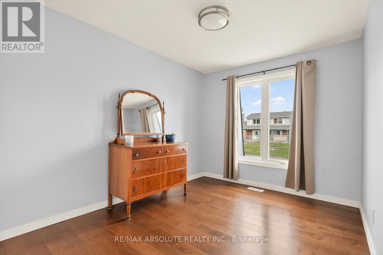 29644489/33-owlshead-road/munster/ottawa/ontario/K0A3P0_20