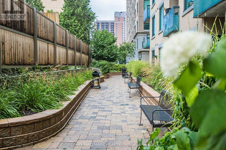 29527057/807-238-besserer-street/sandy-hill/ottawa/ontario/K1N6B1_35