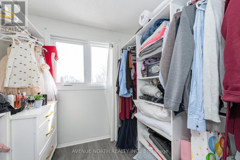 29440348/2007-tawney-road/hawthorne-meadows/ottawa/ontario/K1G1B5_26