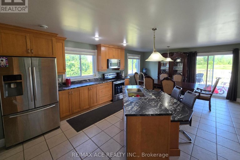 28545580/13981-anderson-road/morrisburg/south-dundas/ontario/K0C1X0_9