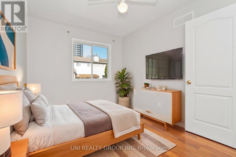 28314032/114-thornbury-crescent/centrepointe/ottawa/ontario/K2G6C3_25