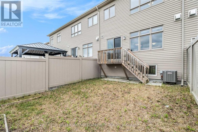 28484837/305-lipizzaner-street/stittsville-south/ottawa/ontario/K2S0X8_29