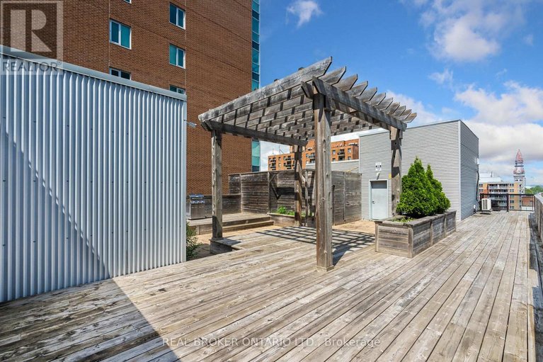 29635682/102-360-cumberland-street/lower-townbyward-market/ottawa/ontario/K1N0B1_24