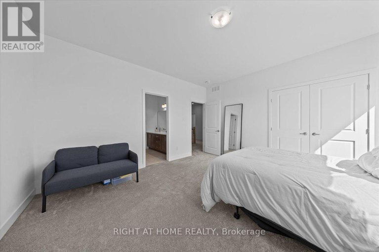 28883767/2020-acoustic-way/riverside-southgloucester-glen/ottawa/ontario/K4M0L7_29