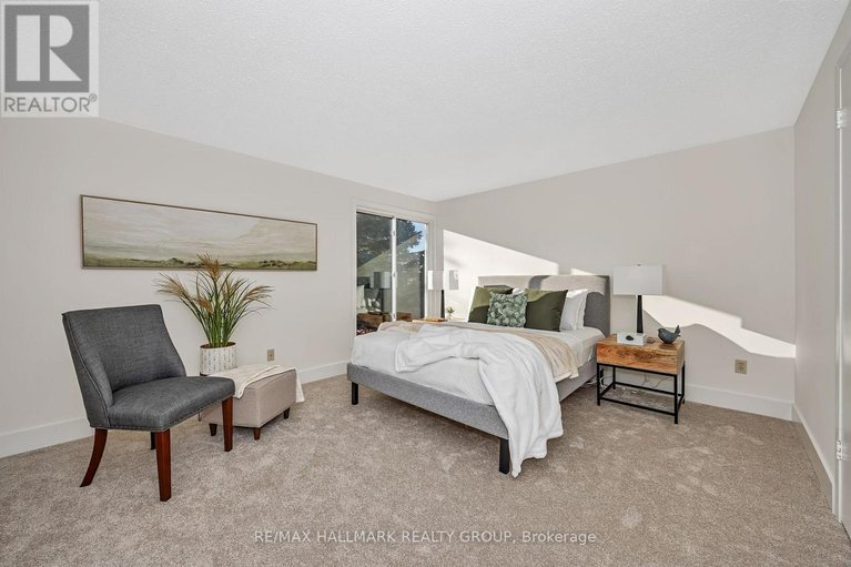 29051310/698-malibu-terrace/courtland-park/ottawa/ontario/K2C3T8_22