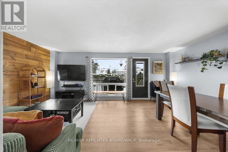 29195363/1146-grenoble-crescent/orleans-wood/ottawa/ontario/K1C2C6_10