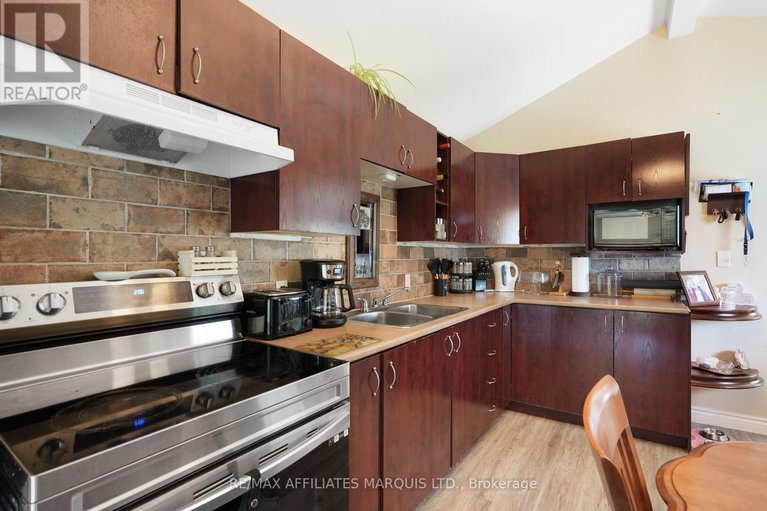 28523953/21895-seguin-mill-street/north-glengarry-lochiel-twp/north-glengarry/ontario/K0B1H0_6