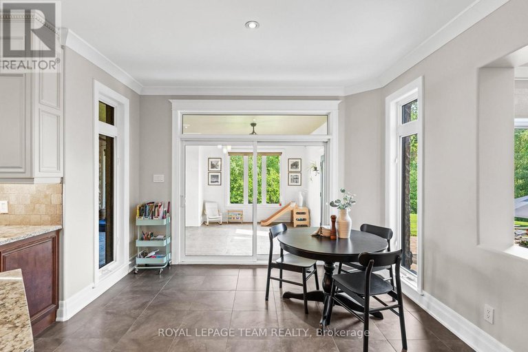 28452821/6132-pebblewoods-drive/greely/ottawa/ontario/K4P0A1_16
