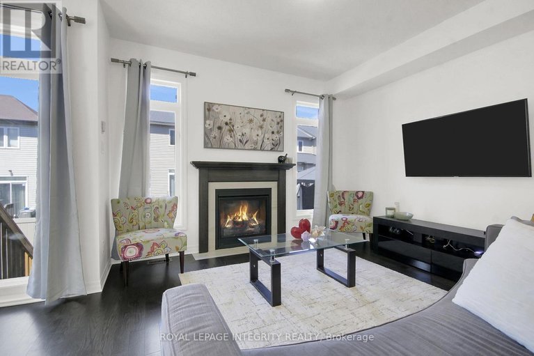 29637937/310-broadridge-crescent/mer-bleuebradley-estatesanderson-park/ottawa/ontario/K1W0H1_13