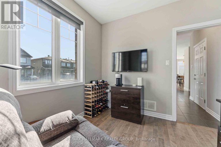 29627869/534-hyssop-street/avalon-west/ottawa/ontario/K4A1B9_15