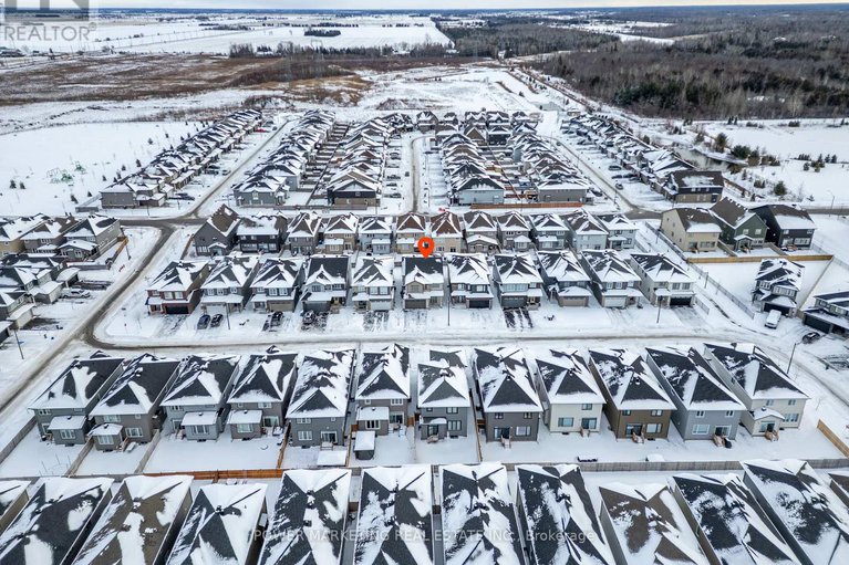 29223137/886-sendero-way/remainder-of-stittsville-area/ottawa/ontario/K2S2W8_30