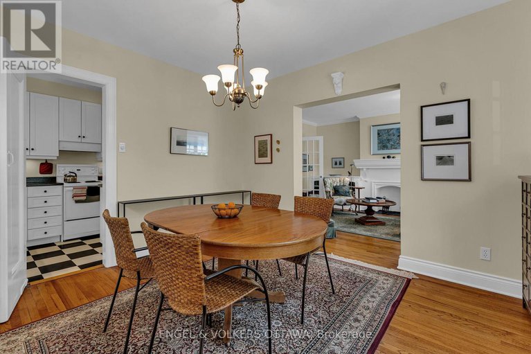 28296351/2-433-besserer-street/sandy-hill/ottawa/ontario/K1N6B9_10