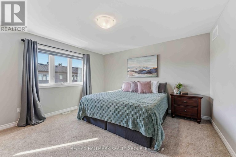 29627869/534-hyssop-street/avalon-west/ottawa/ontario/K4A1B9_18