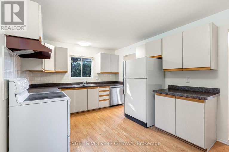 28886615/19-mcclure-crescent/katimavik/ottawa/ontario/K2L2H1_16