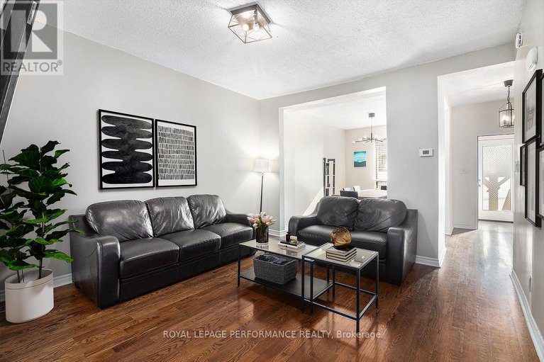 29076591/55-argyle-avenue/ottawa-centregolden-triangle/ottawa/ontario/K2P1B3_5