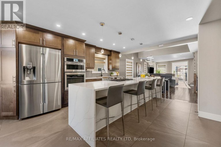 28965931/1813-elmridge-drive/beacon-hill-south/ottawa/ontario/K1J6S3_3