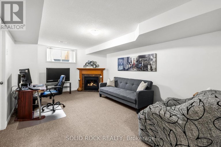 29653238/438-haresfield-court/riverside-southgloucester-glen/ottawa/ontario/K4M0B6_23