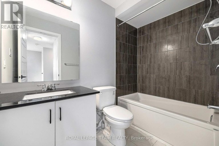 29589396/165-yearling-circle/richmond/ottawa/ontario/K0A2Z0_23