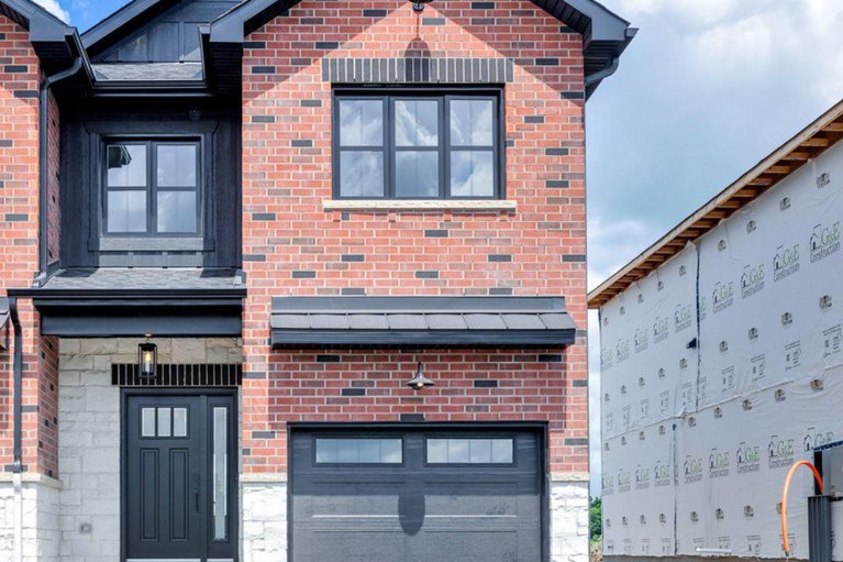 28644848/17-helen-street/north-stormont-finch-twp/north-stormont/ontario/K0A1R0_1