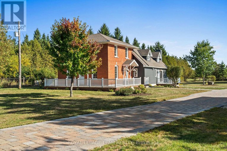28914015/6101-first-line-road/manotick-south-to-roger-stevens/ottawa/ontario/K0A2E0_49