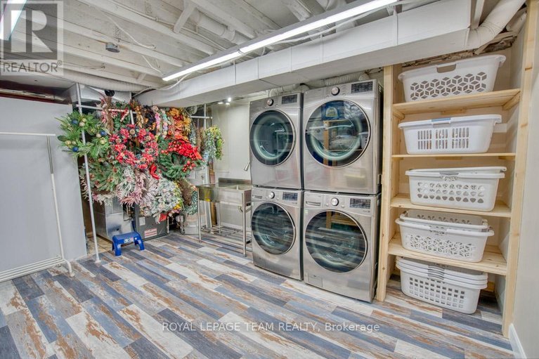 29646083/13-shannondoe-crescent-w/bridlewood/ottawa/ontario/K2M2H1_43