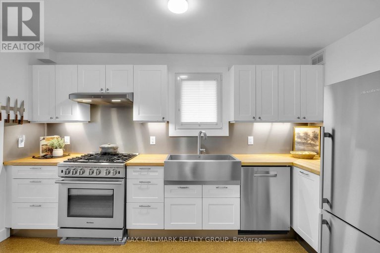 29608870/229-greensway-avenue/kingsview-park/ottawa/ontario/K1L7V3_11