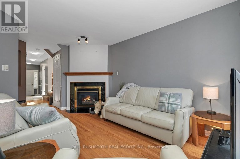 29652809/4316-owl-valley-drive/riverside-southgloucester-glen/ottawa/ontario/K1V1L3_9