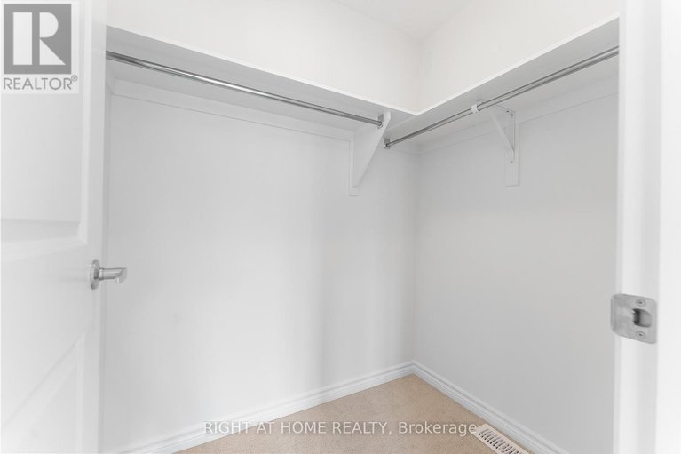 28522012/118-lumen-place/orleans-village/ottawa/ontario/K1W0S9_31