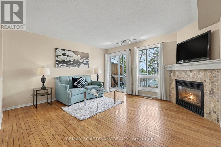 29679352/1607-locksley-lane/beaconwood/ottawa/ontario/K1J1B6_10
