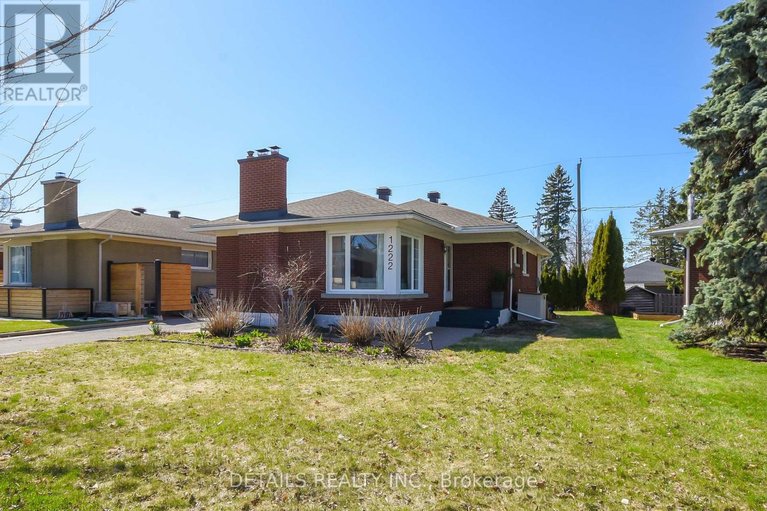 29661613/1222-field-street/bel-air-park/ottawa/ontario/K2C2R2_3