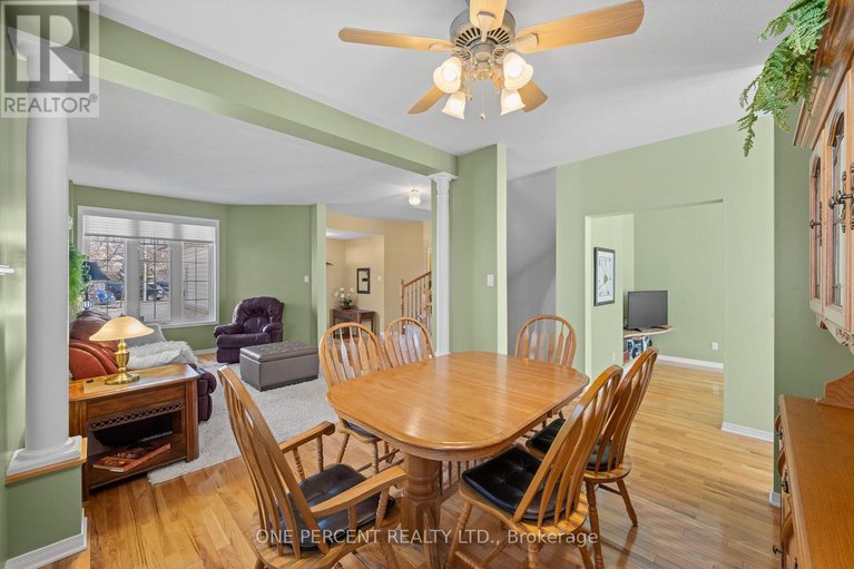 29586149/2113-hallendale-street/springridgeeast-village/ottawa/ontario/K4A4S1_9