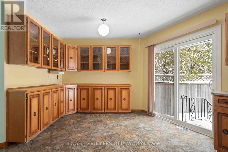 29096977/1957-sharel-drive/urbandale-acres/ottawa/ontario/K1H6W3_15