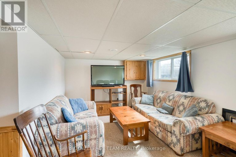 28272638/268-ottawa-street/almonte/mississippi-mills/ontario/K0A1A0_19