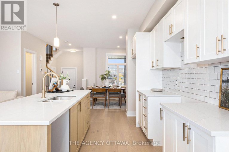 28906809/183-craig-duncan-terrace/stittsville-south/ottawa/ontario/K2S3C6_13