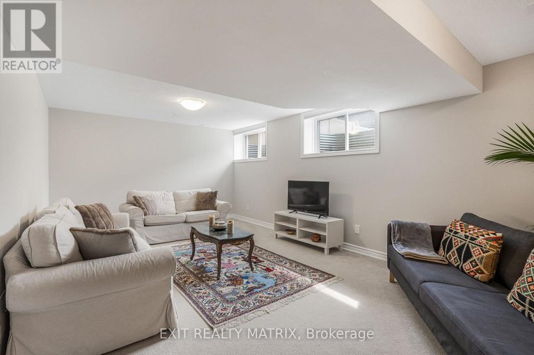 28914150/682-decoeur-drive/avalon-west/ottawa/ontario/K4A1H1_26