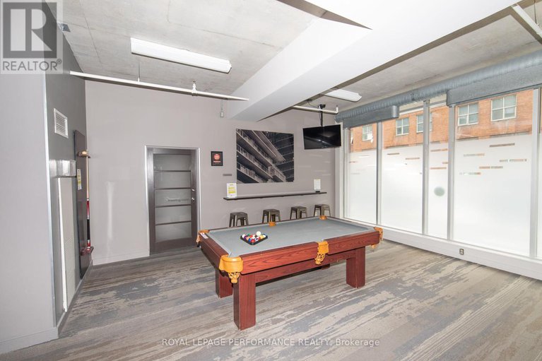 28144941/401-383-cumberland-street/lower-townbyward-market/ottawa/ontario/K1N1J7_21