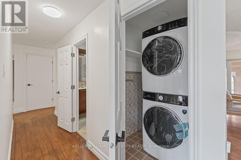 28206742/62-chippewa-avenue/meadowlandsst-claire-gardens/ottawa/ontario/K2G1Y2_13