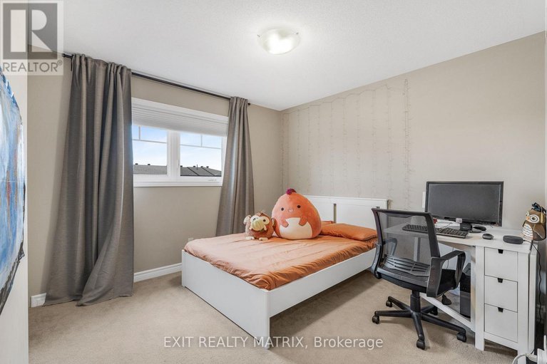 28616703/682-decoeur-drive/avalon-west/ottawa/ontario/K4A1H1_23