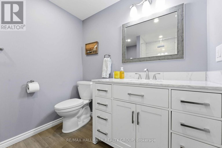 29399472/84-chanonhouse-drive/richmond/ottawa/ontario/K0A2Z0_31